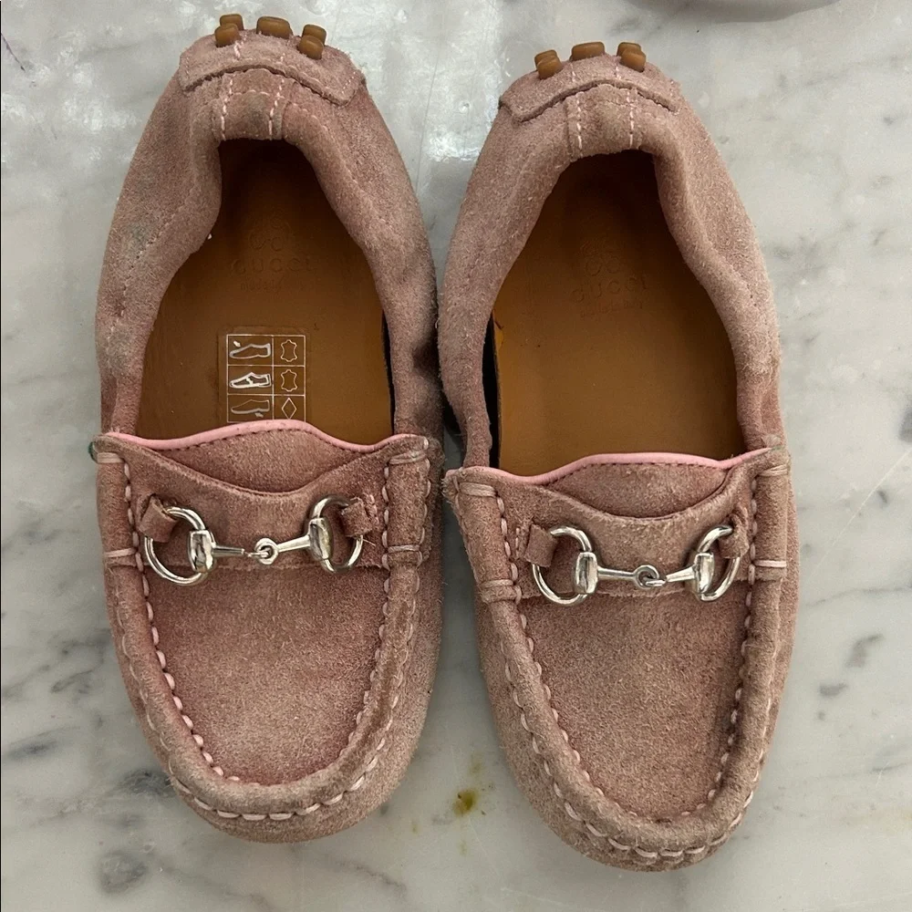 GUCCI Baby Pink Suede Kids Loafers Sz 25